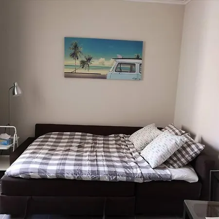 In The Center Near & Free Wifi Apartment *