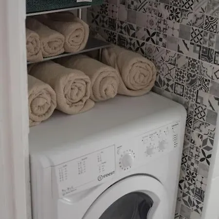 Apartment In The Center Near & Free Wifi